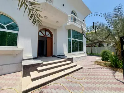 Spacious 5 bedroom double story villa/ close to heera beach al riffah area sharjah