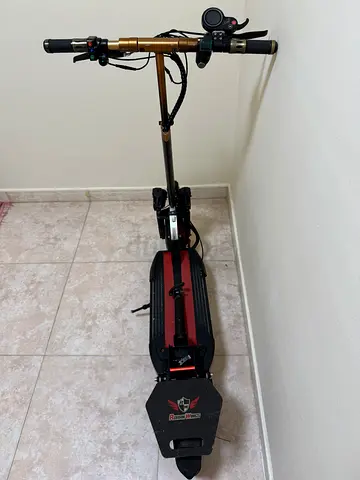 Electric kick scooter - foldable e-scooter in good condition