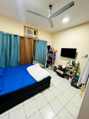 Master bed room Available
