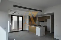 Single Row | Vacant | Lake View