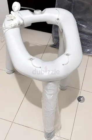 FOR SALE: Portable Camping Toilet – Almost New 🚽🏕️