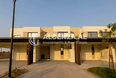 3 Beds + Private Garden | Spacious Layout