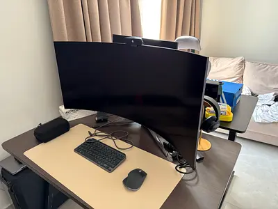 LG Oled Gaming Monitor 45inch 240Hz UltraGear free delivery