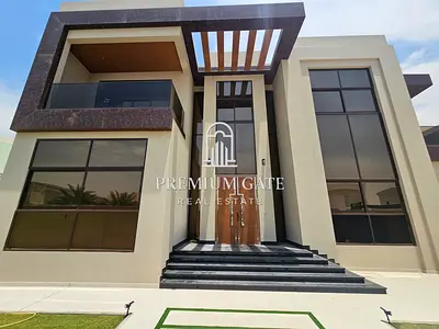Brand new | 5BR | Maids | Driver | Prime location