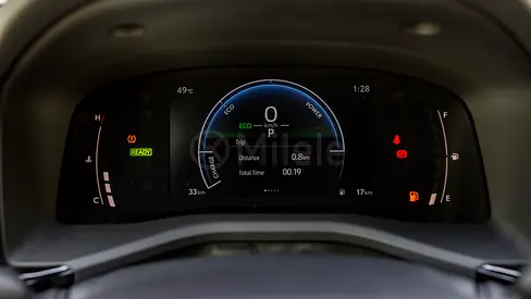 صورة 13 لـ 2025 Toyota CAMRY