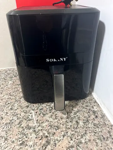 Solany Compact Air Fryer - Black (Small Countertop Model)