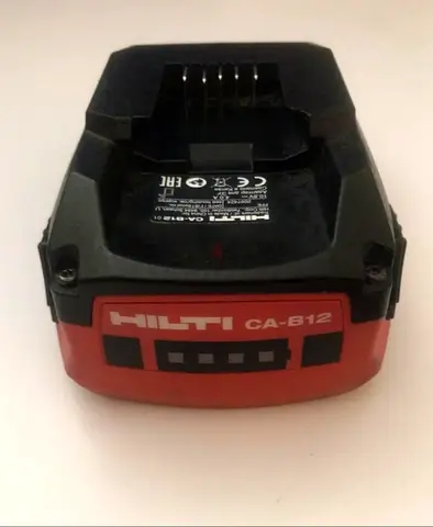 HLTI CA-B12 CHARGING ADAPTOR