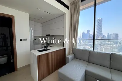 Corner Unit | Furnished | Stunning views