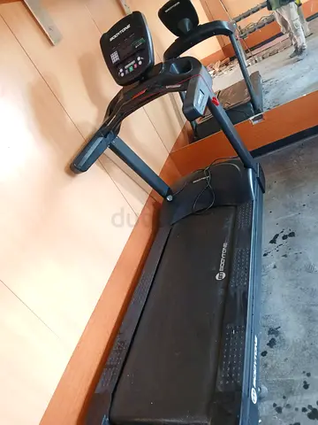 GYM EQUIPMENT TREADMILL