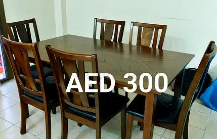 Dining Table + 6 chairs