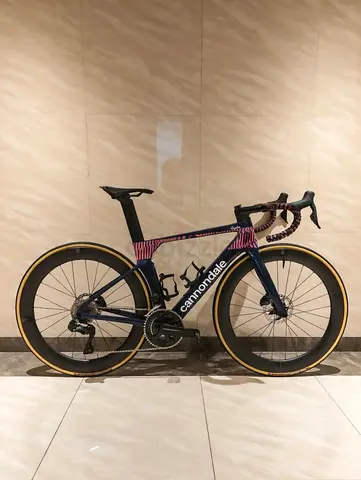 Cannondale system six- Aero Road Bike