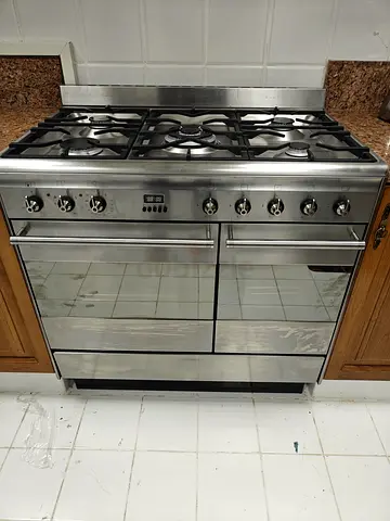 Smeg 90by60 Top Five Burner Gas With Electric Deul Oven Cooking Range