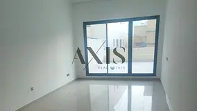 Bright &amp; Spacious | Near Metro Access I Ready to Move In