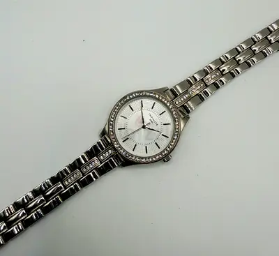Infinite womens wristwatch