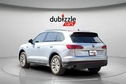 صورة 8 لـ 2021 Volkswagen TOUAREG