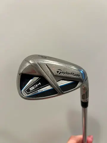 TaylorMade Sim pitching wedge