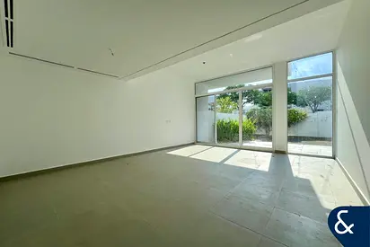Type A | Large unit | Vacant end of may