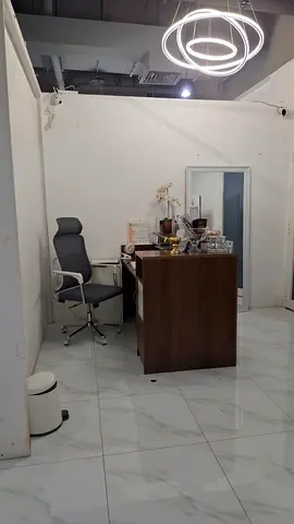 Ladies salon stuff