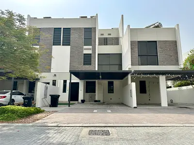 5 bedrooms (G+2) | Vacant | Excellent Condition