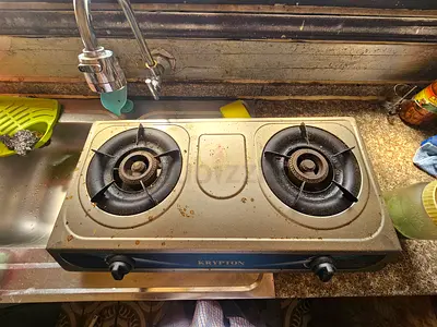 Gas stove