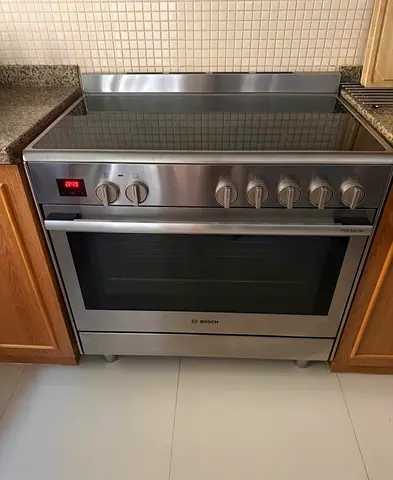 Bosch 8 series Electric Cooker 5 Burner 90 cm