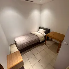 NO COMMISSION - FURNISHED PRIVATE ROOM FOR MONTHLY RENT IN DISTRICT 10