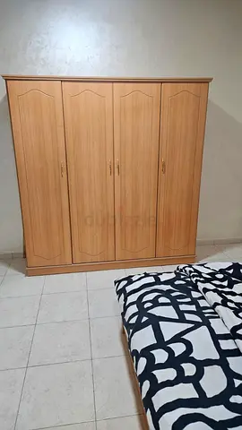 4-door Wooden Wardrobe in Good Condition — Light Oak Finish