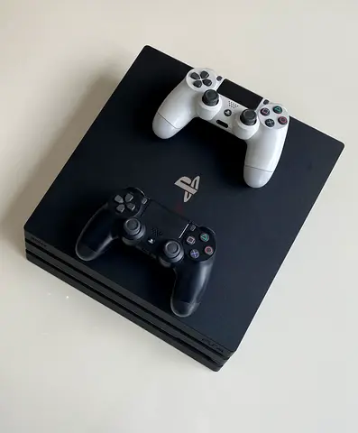 PlayStation 4 Pro 2Tb With 2 Controllers and Box