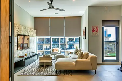 Fully upgraded | Spacious 2 Bed plus Maids Room