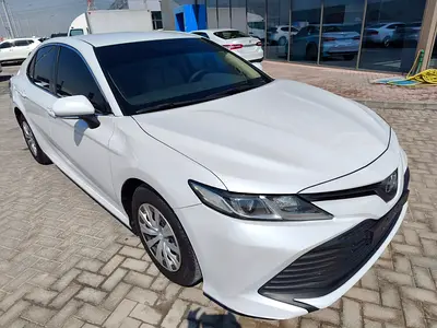 TOYOTA CAMRY S (( 2019 )) Gcc .., بدون حوادث