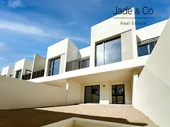 Community Expert | Vacant | Landscaped