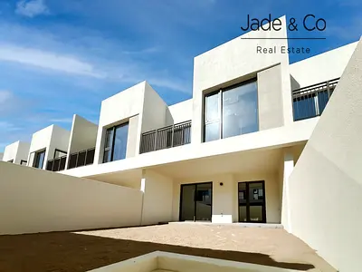 Community Expert | Vacant | Landscaped