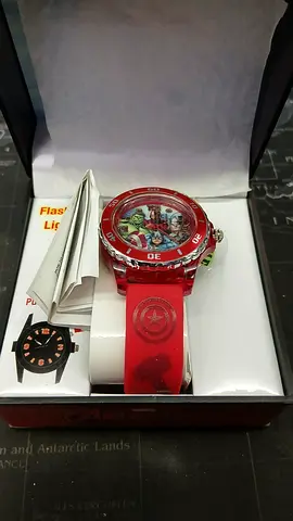 Marvel Avengers Analog Quartz Kids Watch with Flashing LED Lights - RED