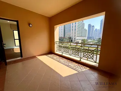 VACANT | UPGRADED | EXTENDED TERRACE