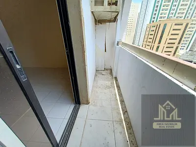 2BHK WITH BALCONY AVAILABLE CLOSE TO MEGAMALL ONLY IN 34K