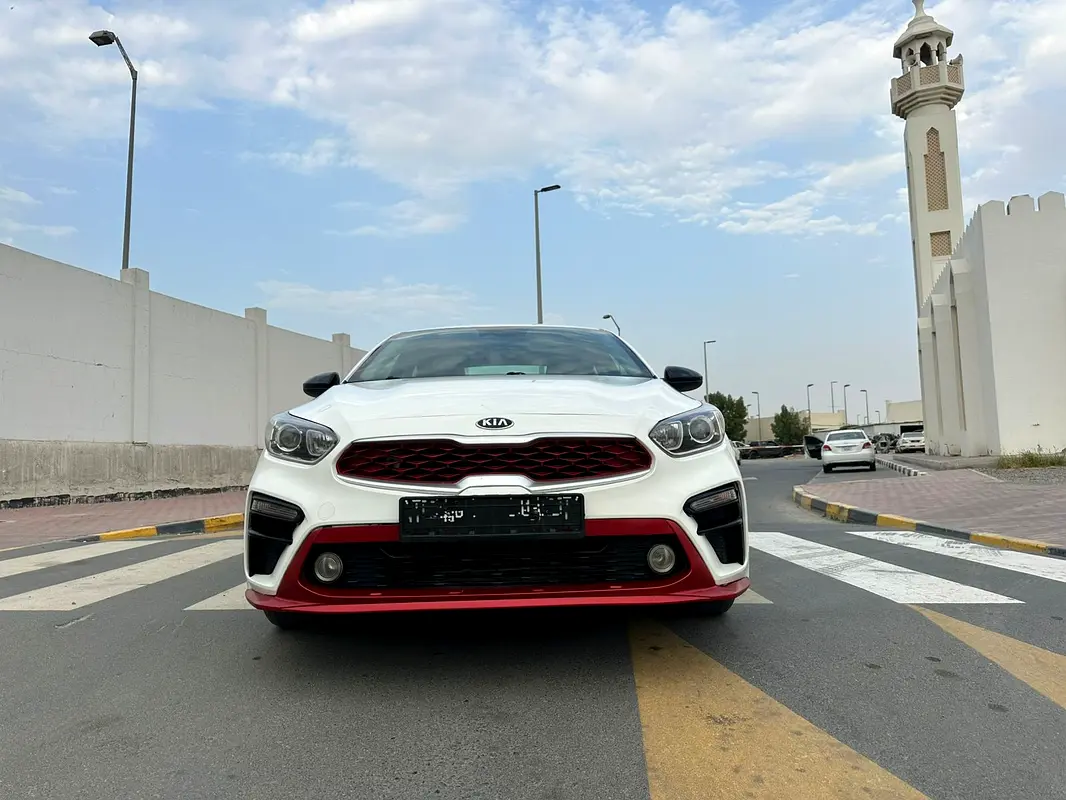 Kia Forte 2021 — photo 1 of 13