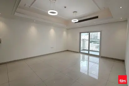 Large Layout | Fitted Kitchen | Ready To Move