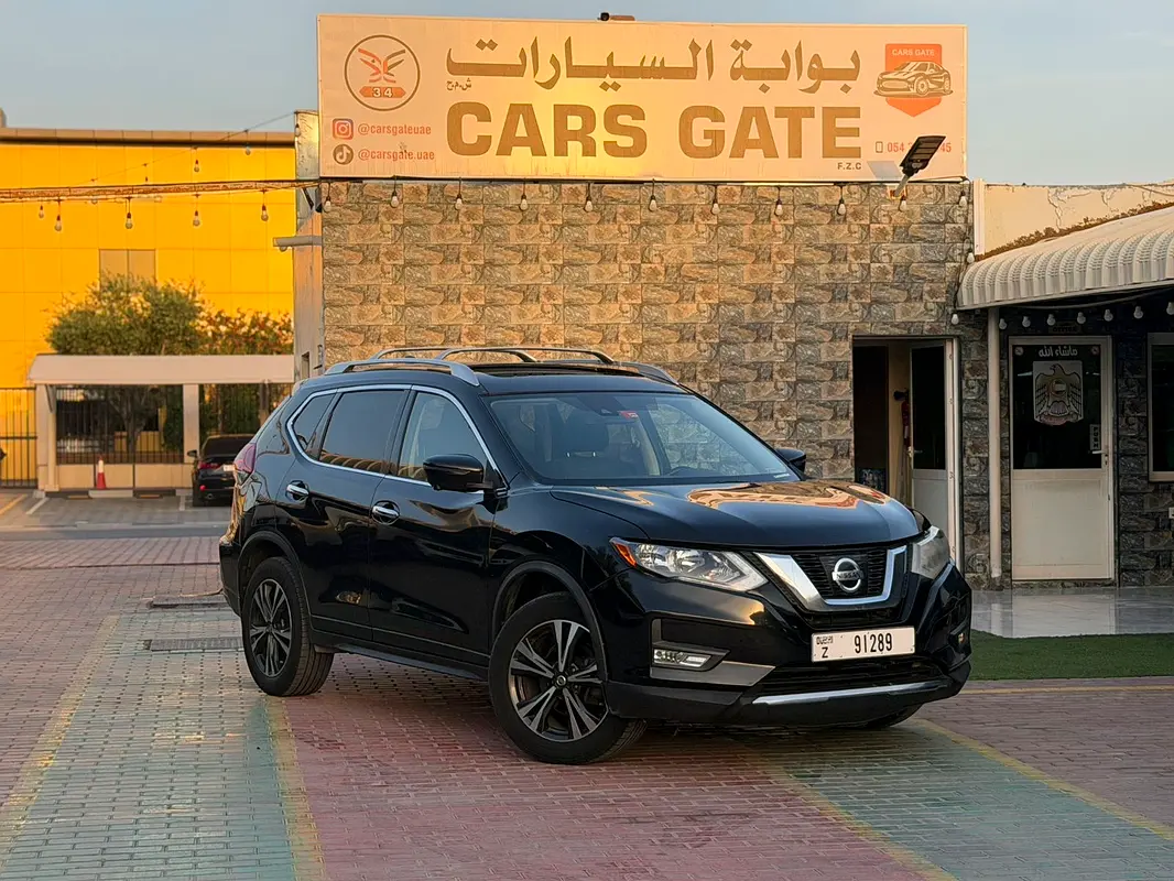 Nissan Rogue 2020 — photo 1 of 18