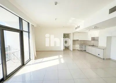 Modern 3 BR + Maid | Prime area | Ready to move