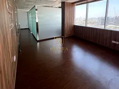 OFFICE I PARTITIONED I DEWA AND CHILLER INCLUDED