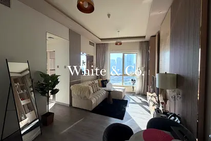 Furnished | Upgraded Unit | Move in Ready