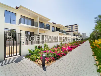 Large Duplex |Townhouse Style | Brand New