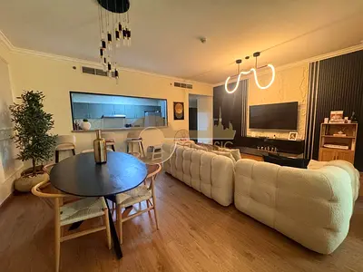 FAMILY LIVING | SPACIOUS LAYOUT | MAID ROOM