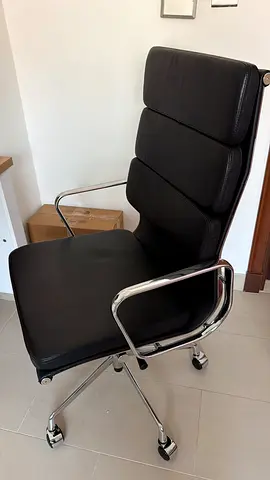 Premium Executive Office Chair – Very Good Condition – AED 350