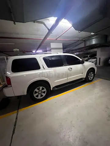 Nissan Armada SE 2015 - GCC Specs - Well Maintained
