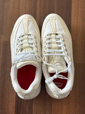 Air Max 95 Lévis size 44 White cream used once