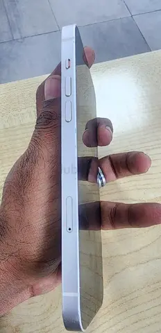 iPhone 14 plus 128gb 83%  battery health in good working condition — Star light same as attached pic