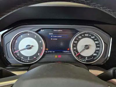 صورة 15 لـ 2021 Volkswagen TOUAREG
