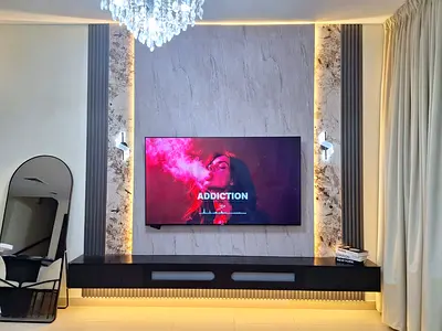 Spj 75 LED TV - Wall Mounted, Excellent Condition