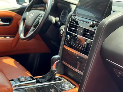 Nissan Patrol LE, миниатюра 17